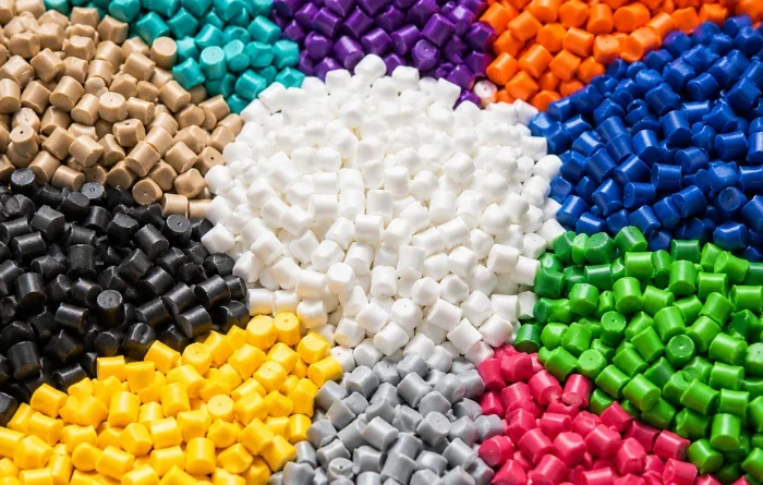 Masterbatch colorido para padronização de cor na produção plástica